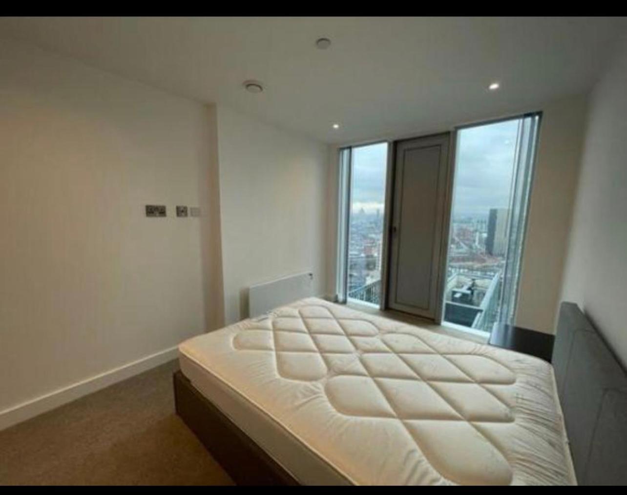Brand New Luxury Manchester City Centre 2 Bed Apartment Skyline Views Exterior foto